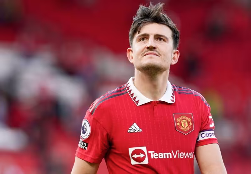 Harri Maguayr mavsumoldi o'yinlarida "Manchester Yunayted" sardori bo'lishi mumkin
