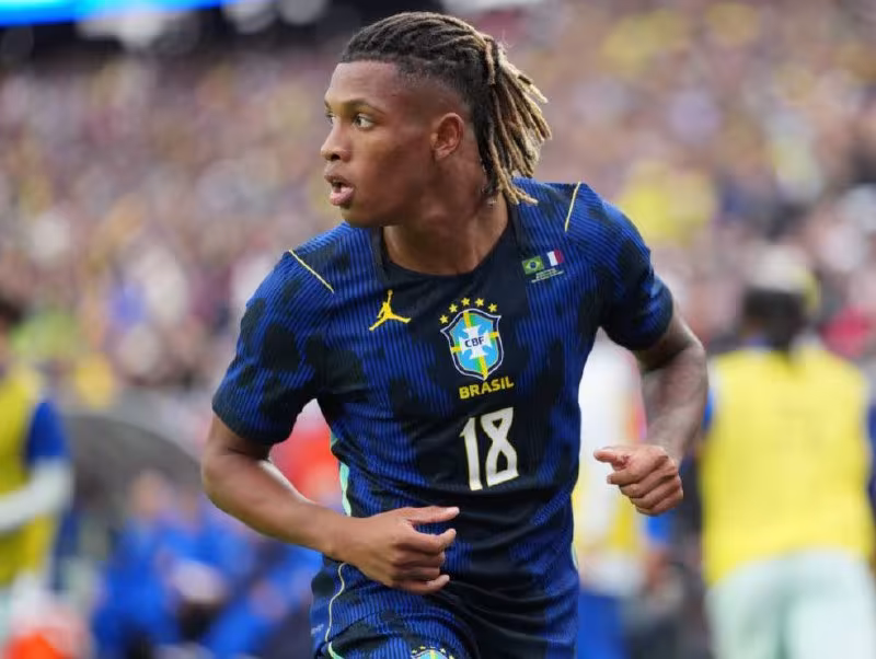 Danilo «Manchester Yunayted»ga taklif qilindi