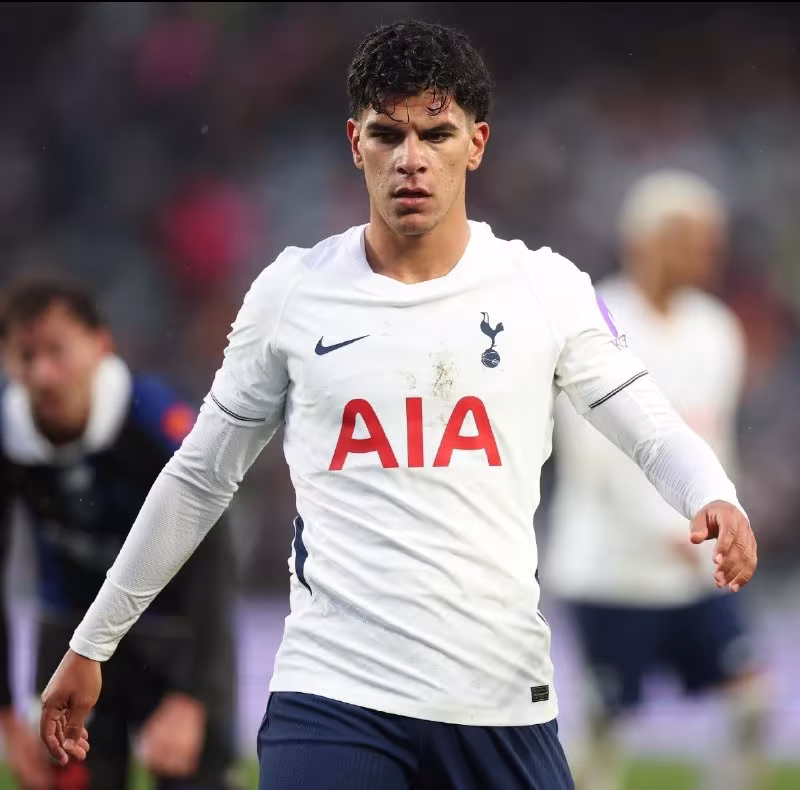 Mateus Fernandes «Tottenxem»ning Sidney yig'inidagi mashg'ulotlarini o'tkazib yubormoqda