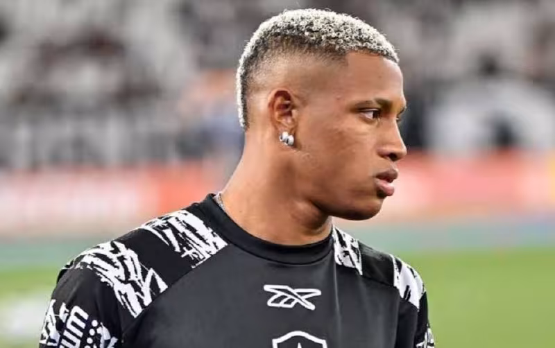 Manchester United Botafogo yarim himoyachisi Danilo bilan qiziqmoqda