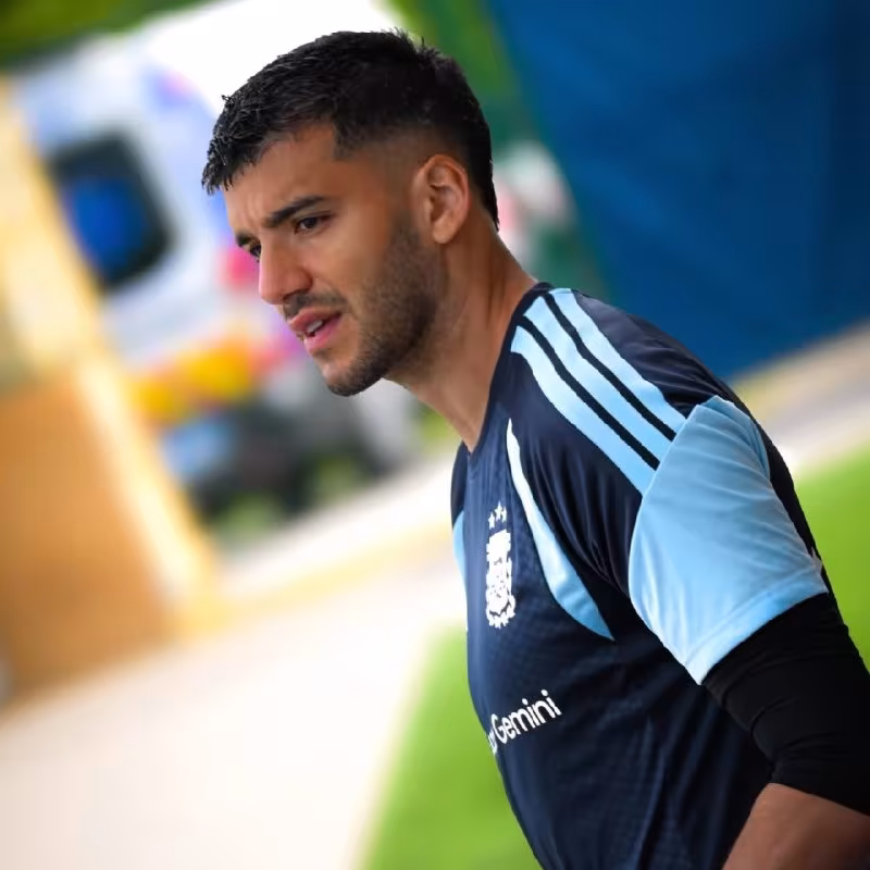 Manchester Siti Rulli transferi ustida ishlamoqda