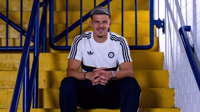 Tarik Muxaremovich «Lids Yunayted» futbolchisiga aylandi