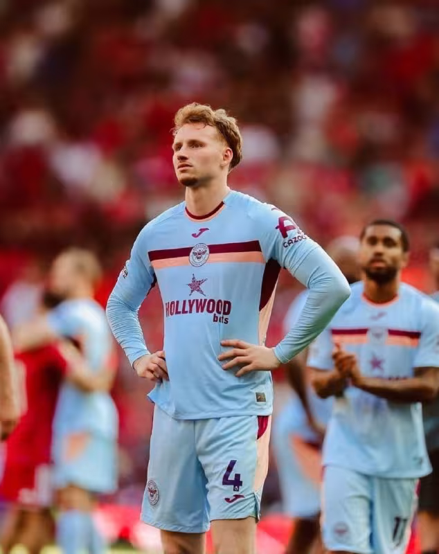 Sepp van den Berg jarohat sabab uzoq muddatga safdan chiqdi