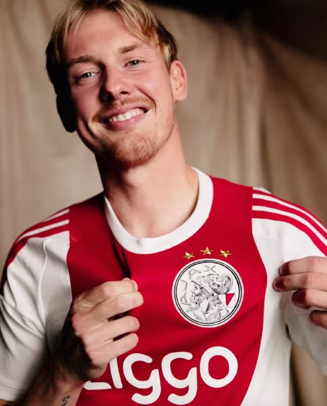 Yulian Brandt «Ayaks» futbolchisiga aylandi