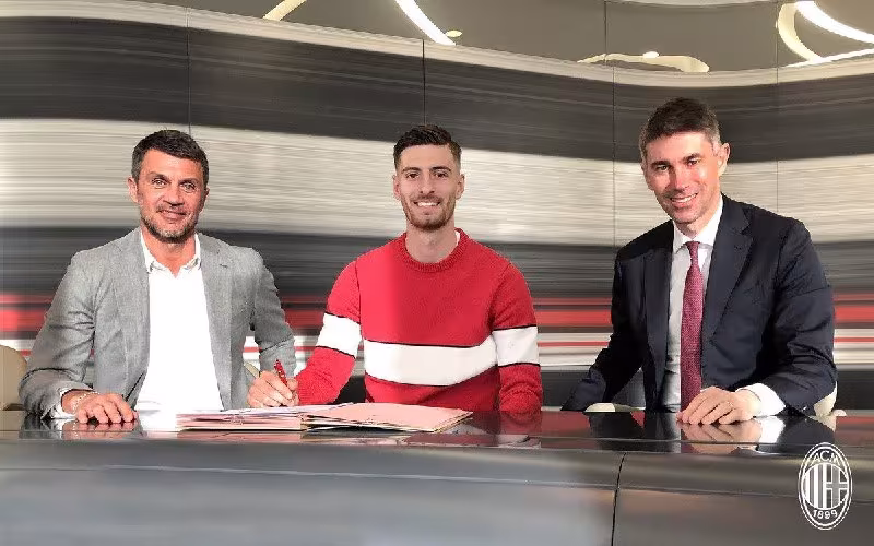 Ruben Amorim kelgach, «Milan»da kimlarning kelajagi so'roq ostida qoldi?
