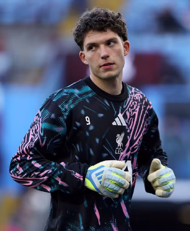 Liverpul futbolchilari ijaraga berildi