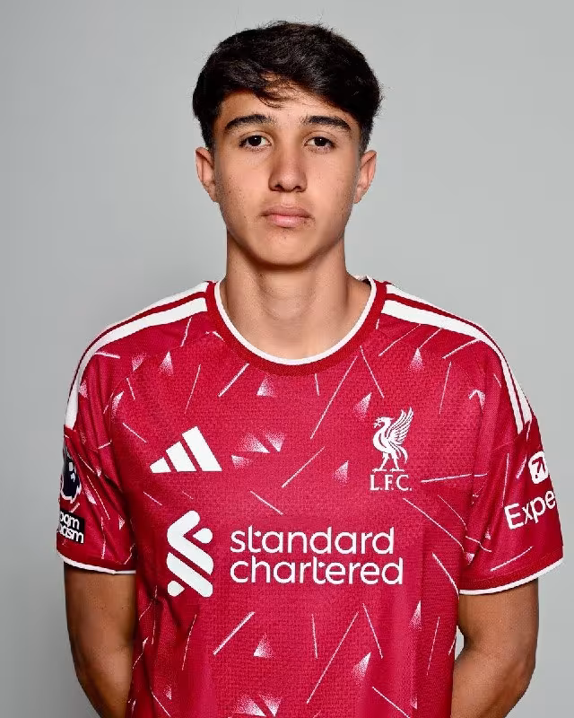 Liverpul Samuel Martinesni o'z safiga qo'shib oldi