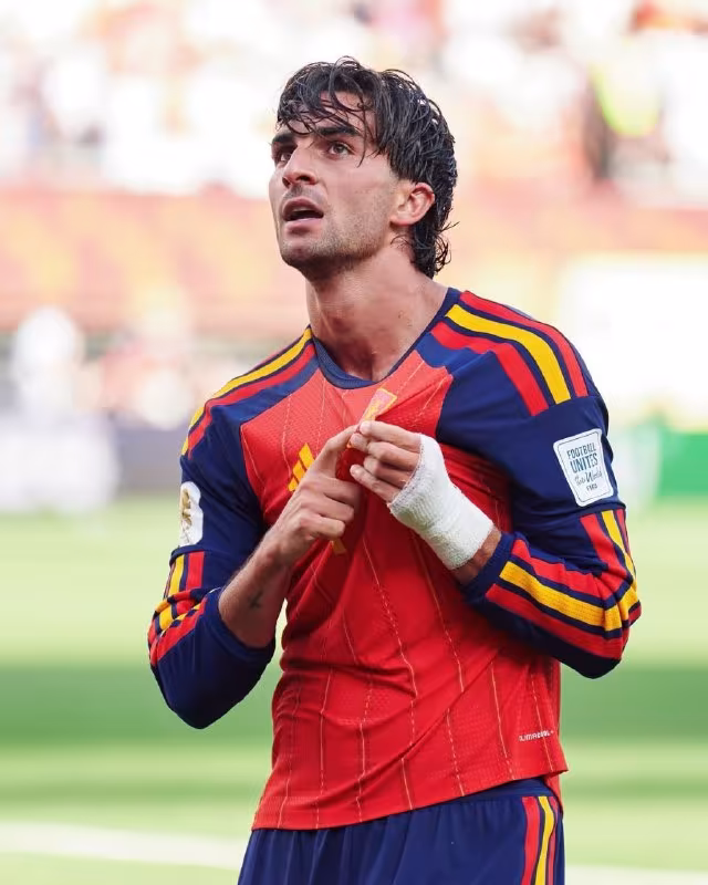 Ferran Torres va Junior Krupi haqida xabarlar