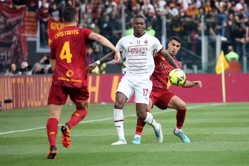 Roma vinger izlamoqda: Rafael Leao varianti qanchalik real?
